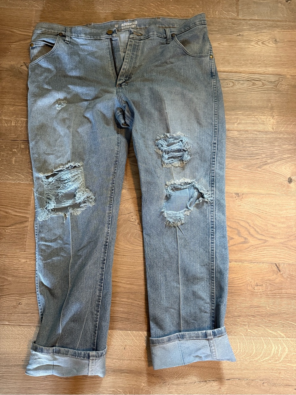 Wrangler Men's Distressed Light Blue Bootcut Jeans - Women’s 16